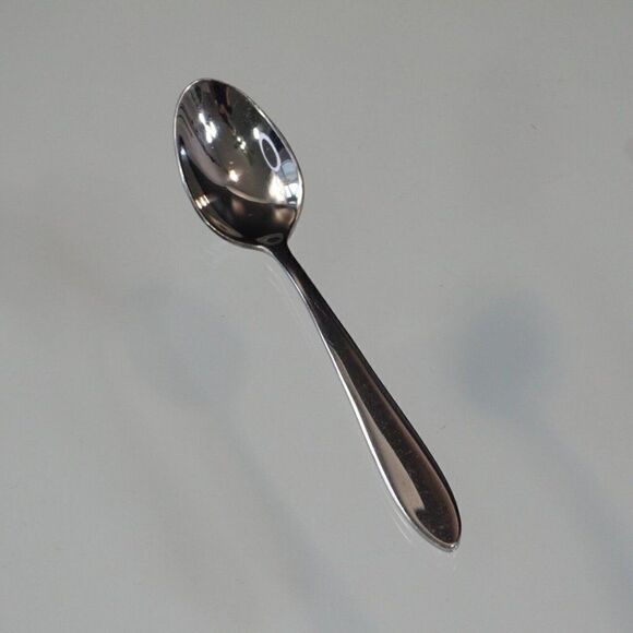 Oneida Indonesia 5-11 Breakfast Spoon Stainless Steel - Picture 1 of 6